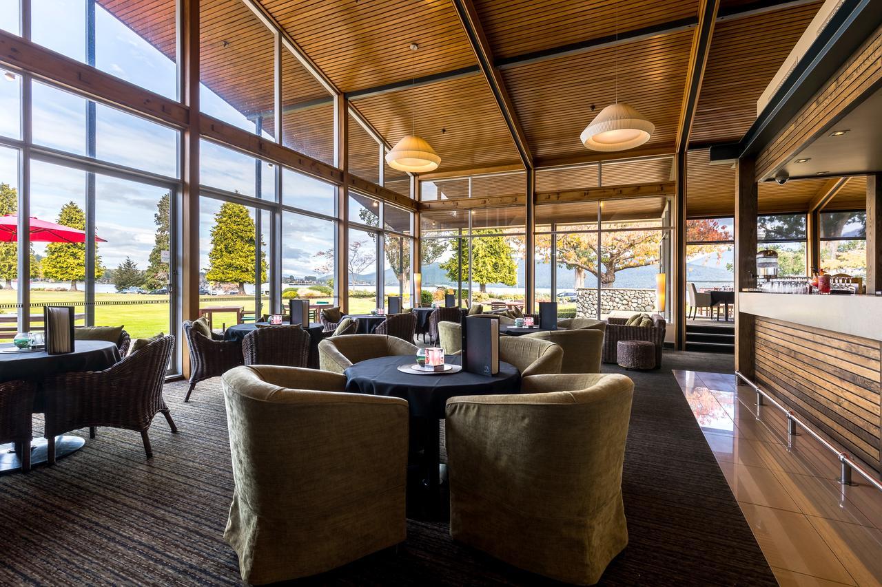 Distinction Te Anau Hotel & Villas Exteriör bild